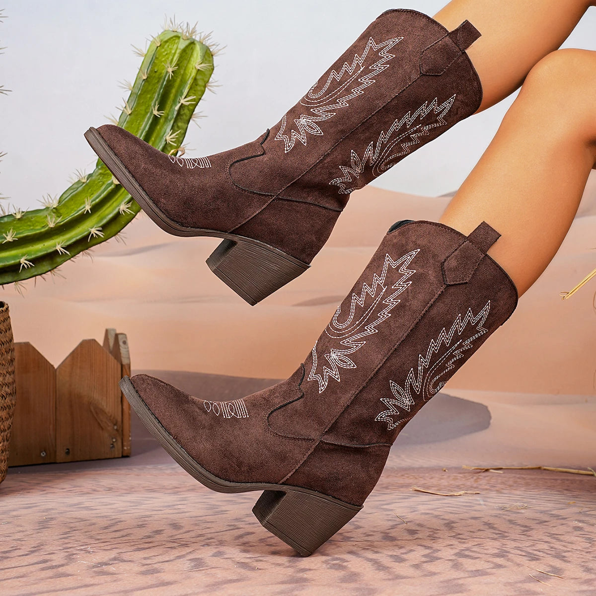 Savannah Bottes mi‑mollet brodées style cowboy