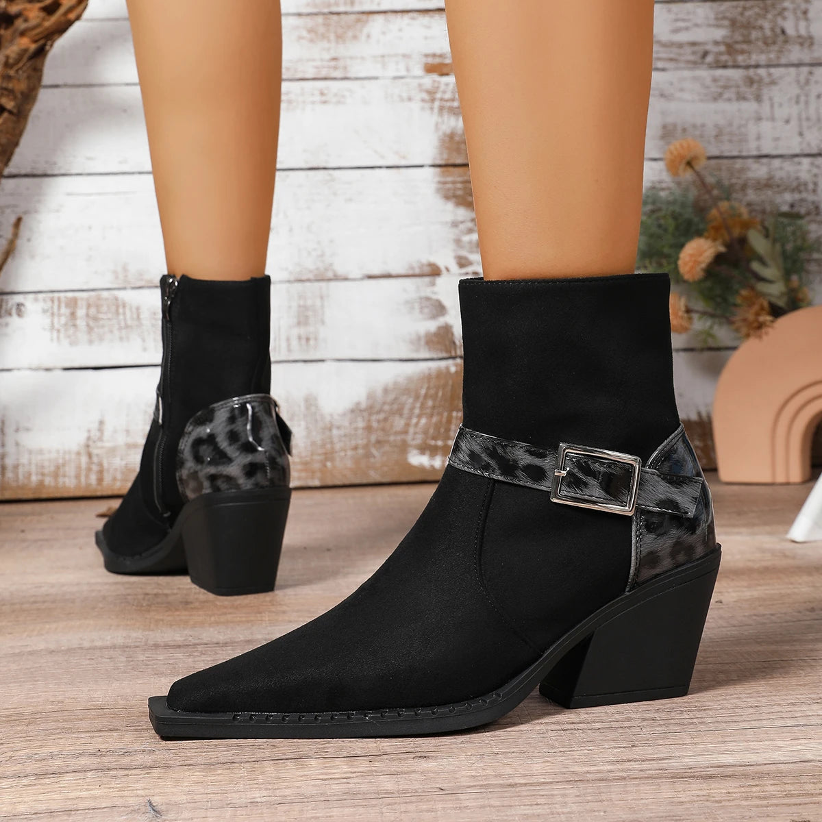 Saharienne Bottines western zippées à boucle effet léopard